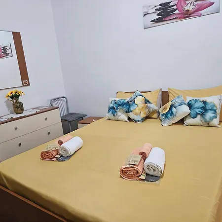 아파트 Casa A' Funtana Sea View 체팔루